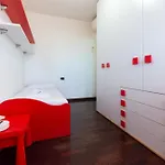 I-host Spacious 2br With 2 Baths & Balcony Daire Milano
