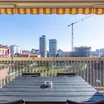 I-host Spacious 2br With 2 Baths & Balcony Daire *