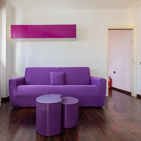 I-host Spacious 2br With 2 Baths & Balcony Mediolan