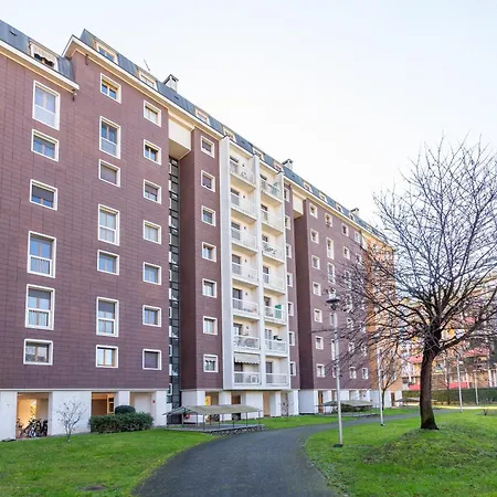 公寓 I-host Spacious 2br With 2 Baths & Balcony *