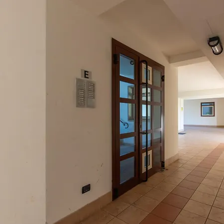 Appartement I-host Spacious 2br With 2 Baths & Balcony