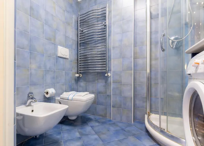 Apartament I-host Spacious 2br With 2 Baths & Balcony *