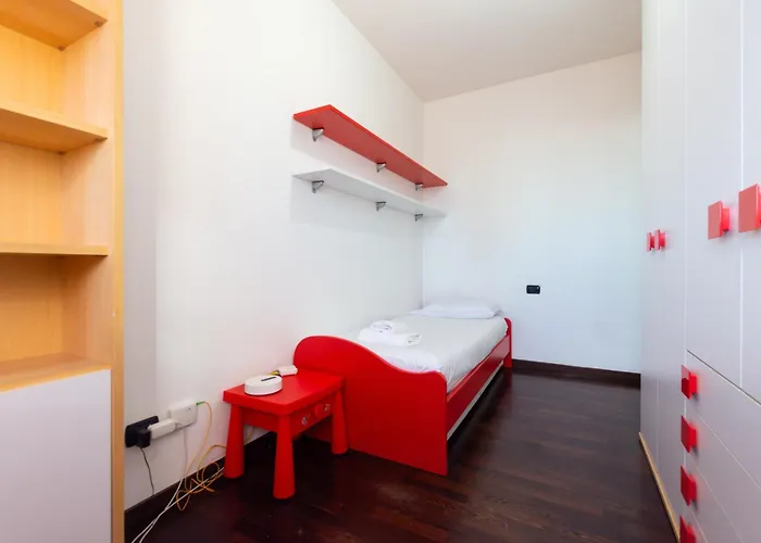 Apartment I-host Spacious 2br With 2 Baths & Balcony Milan