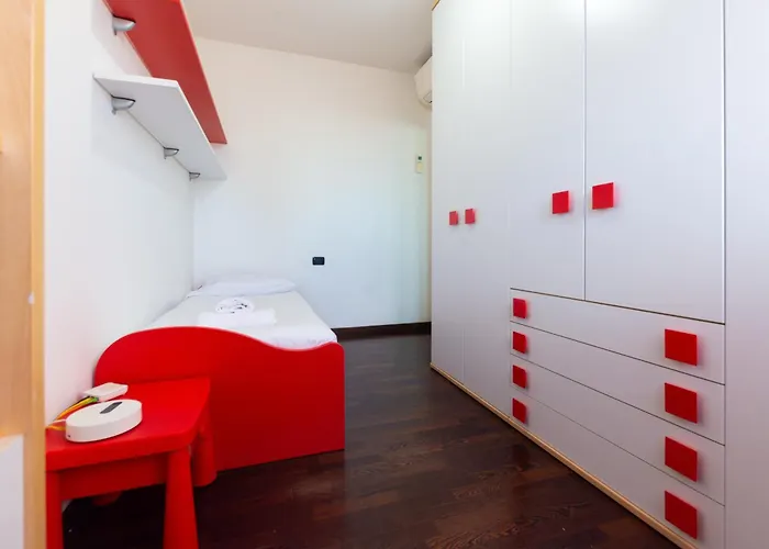 I-host Spacious 2br With 2 Baths & Balcony Apartment Milan