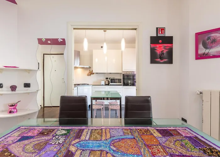 Apartment I-host Spacious 2br With 2 Baths & Balcony *