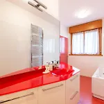 Apartamento I-host Spacious 2br With 2 Baths & Balcony *