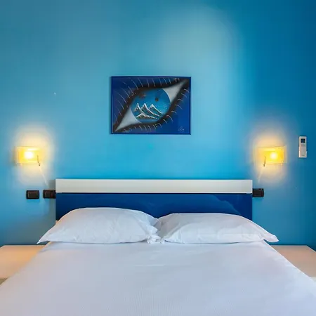 شقة I-host Spacious 2br With 2 Baths & Balcony *
