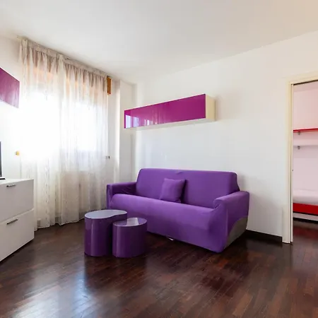 شقة I-host Spacious 2br With 2 Baths & Balcony *